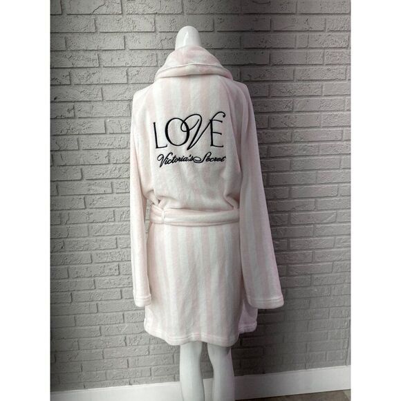 Victoria’s Secret Women Pink /White Stripe Monogram Robe Size M/L - Picture 3 of 11